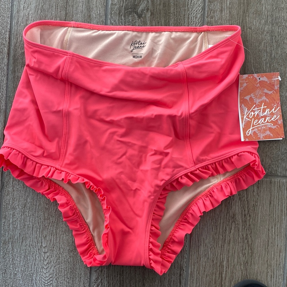 Kortni Jeane NWT size M ruffle high waist swim bottoms!! Adorable
